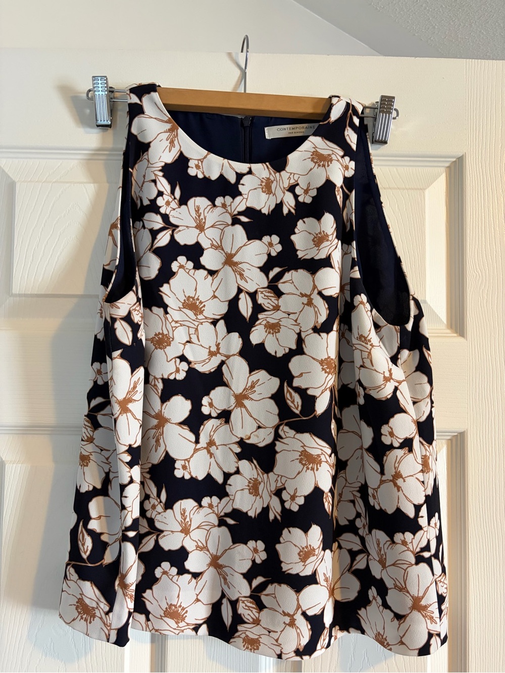 Simons Navy Floral Cold-Shoulder Camisole